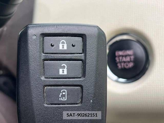 Toyota PORTE 2017-09 378486-7