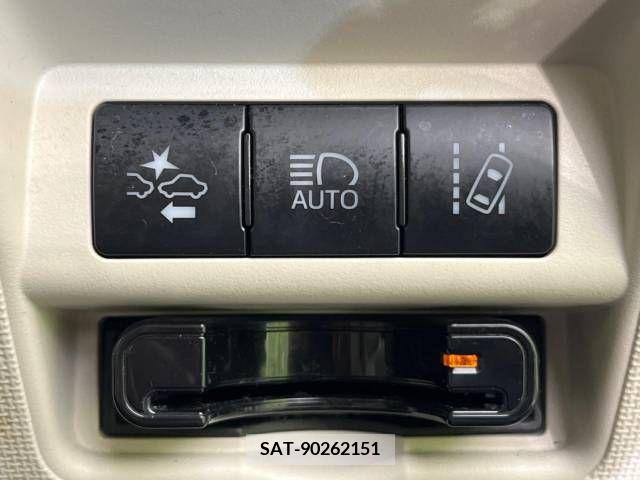 Toyota PORTE 2017-09 378486-6