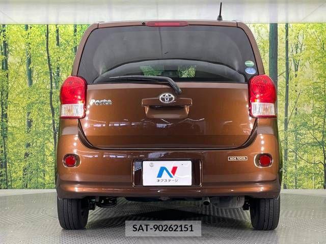 Toyota PORTE 2017-09 378486-15