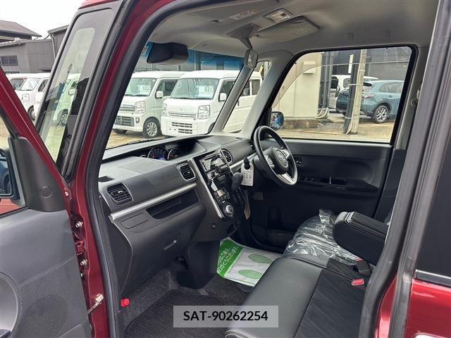 Daihatsu TANTO CUSTOM 2017-02 215270-2