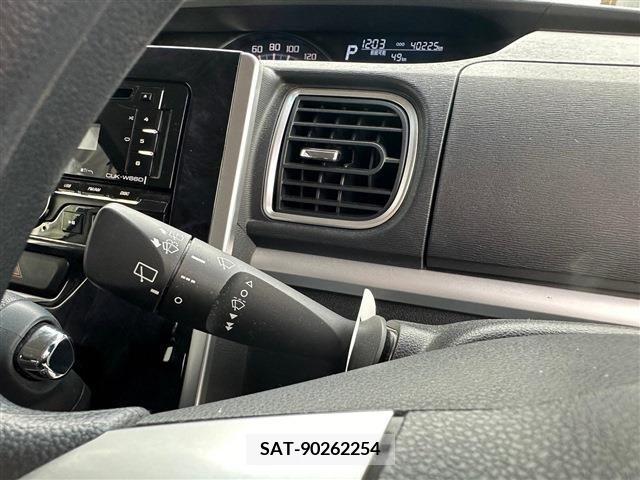 Daihatsu TANTO CUSTOM 2017-02 215270-18