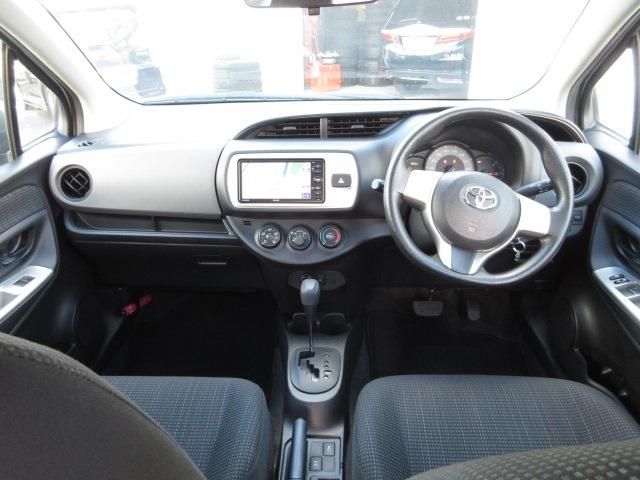 Toyota VITZ 2014-07 190109-5