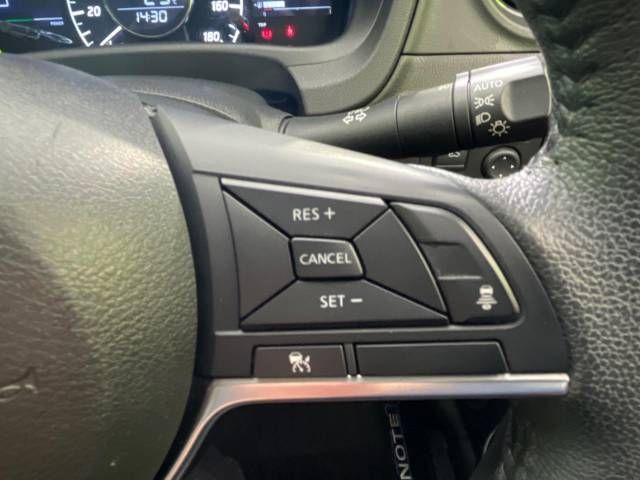 Nissan NOTE 2018-10 187160-4