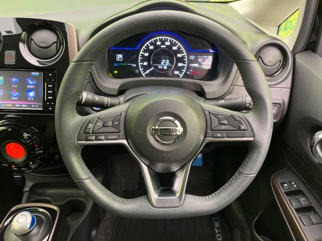 Nissan NOTE 2018-10 187160-11