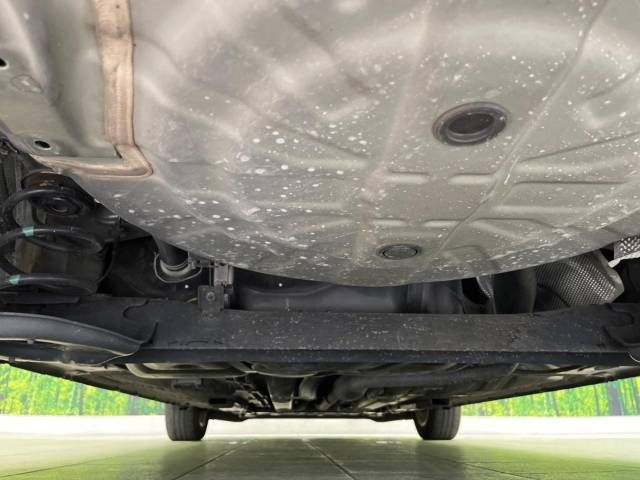 Nissan NOTE 2018-10 187160-19
