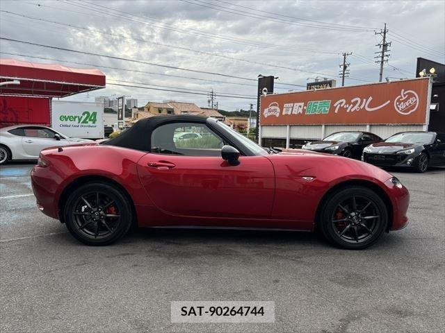 Mazda ROADSTER 2015-08 313782-15