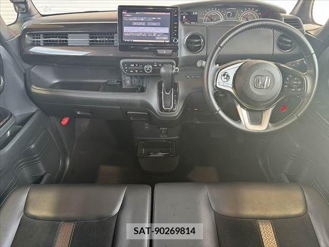 Honda N BOX CUSTOM 2018-05 349231-1