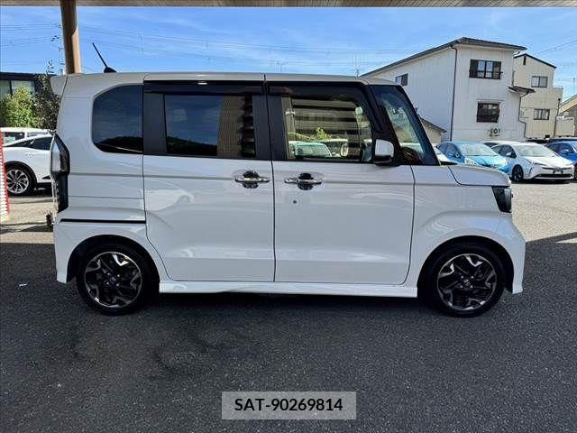 Honda N BOX CUSTOM 2018-05 349231-9