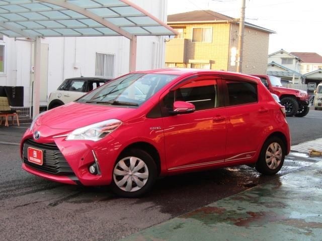 Toyota VITZ HYBRID 2018-01 1110-2