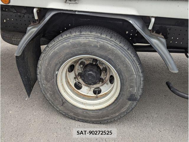 Mitsubishi CANTER 2015-11 294453-26