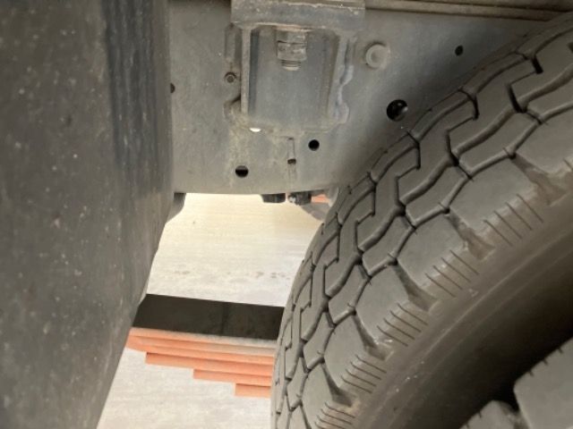 Isuzu ELF TRUCK 2013-06 11036-5