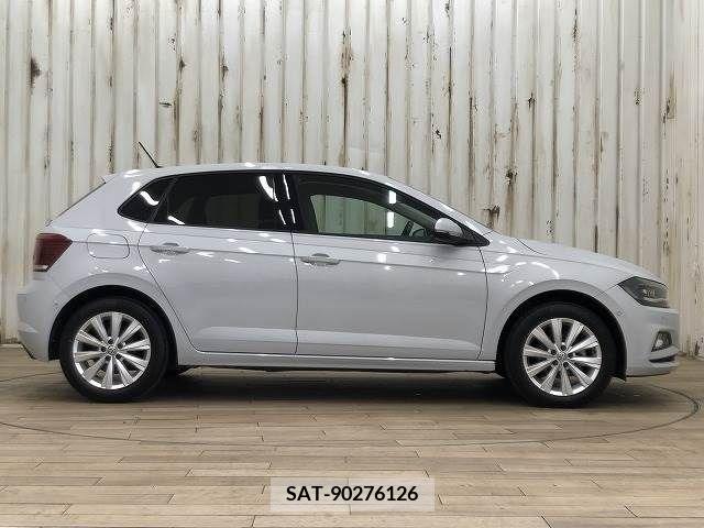 VolksWagen POLO 2018-10 219618-13