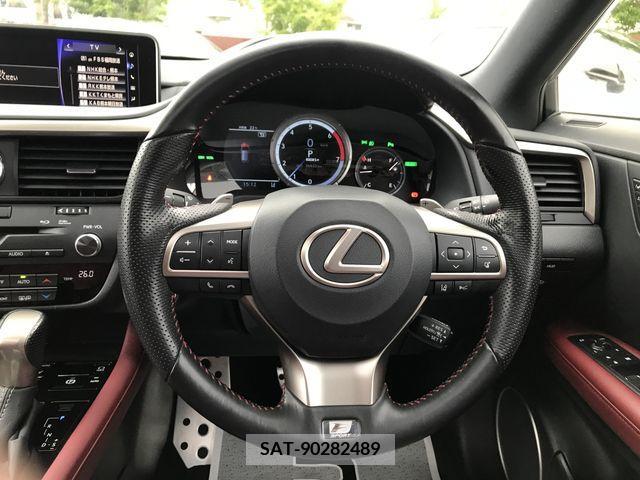 Lexus RX 2017-05 304867-11