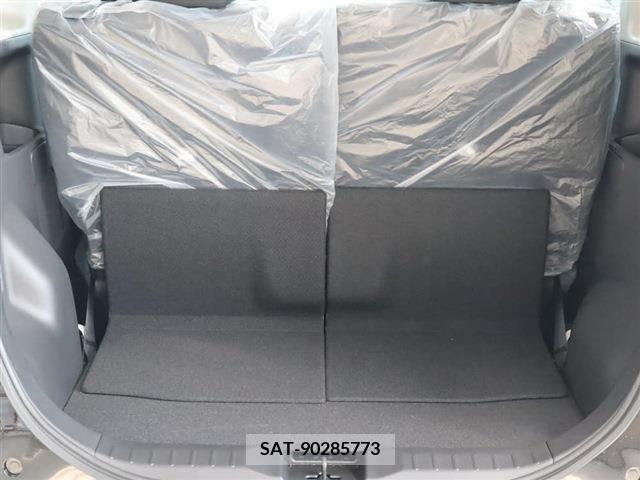 Nissan ROOX 2023-10 388508-16