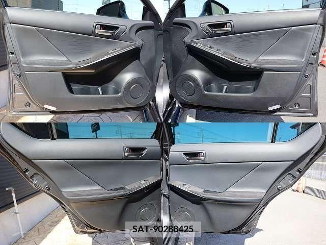 Lexus IS 2023-07 275522-26