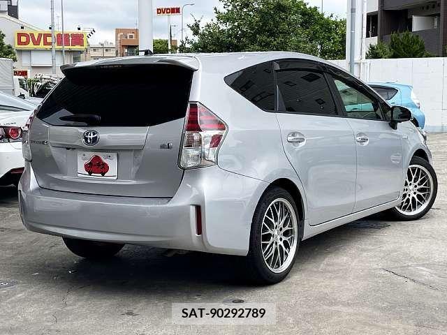 Toyota PRIUS ALPHA 2017-09 282460-2