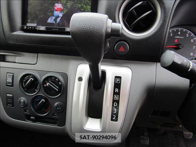 Nissan CARAVAN WAGON 2019-03 263967-8