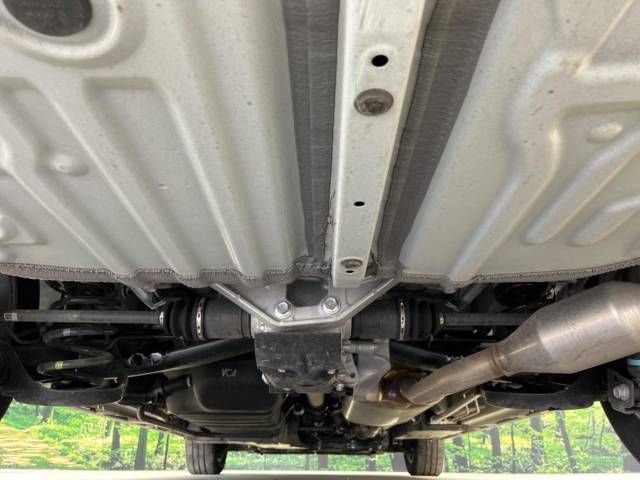 Toyota VOXY 2023-02 20245-19