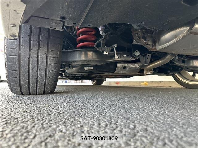 Toyota PRIUS PHV 2019-07 220018-18