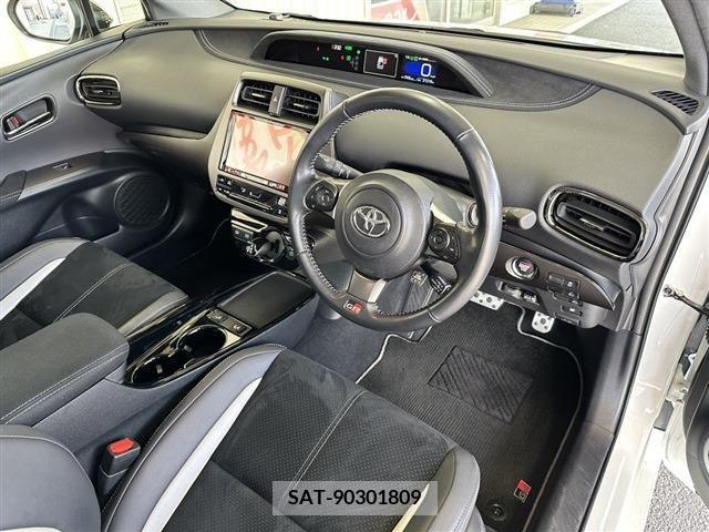 Toyota PRIUS PHV 2019-07 220018-4