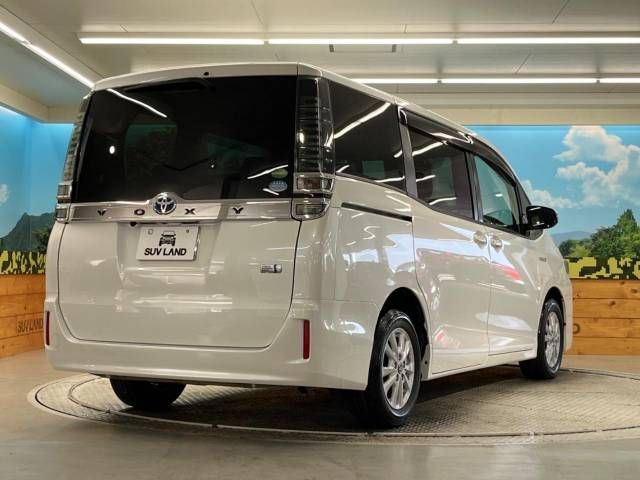 Toyota VOXY HYBRID 2018-11 184849-17