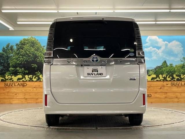 Toyota VOXY HYBRID 2018-11 184849-15