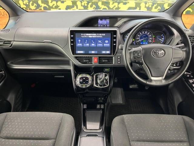 Toyota VOXY HYBRID 2018-11 184849-1