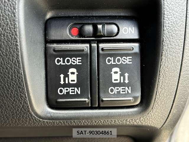 Honda N BOX CUSTOM 2013-08 392769-4