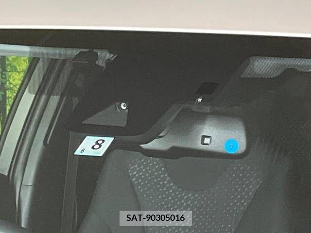 Toyota PRIUS 2017-08 322304-3