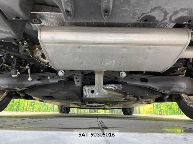 Toyota PRIUS 2017-08 322304-18