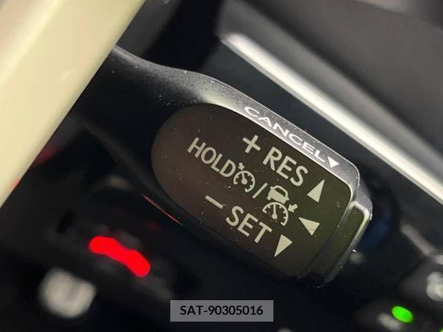 Toyota PRIUS 2017-08 322304-4