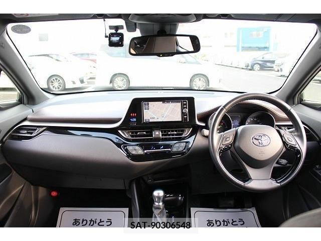 Toyota C-HR 2017-03 239766-15
