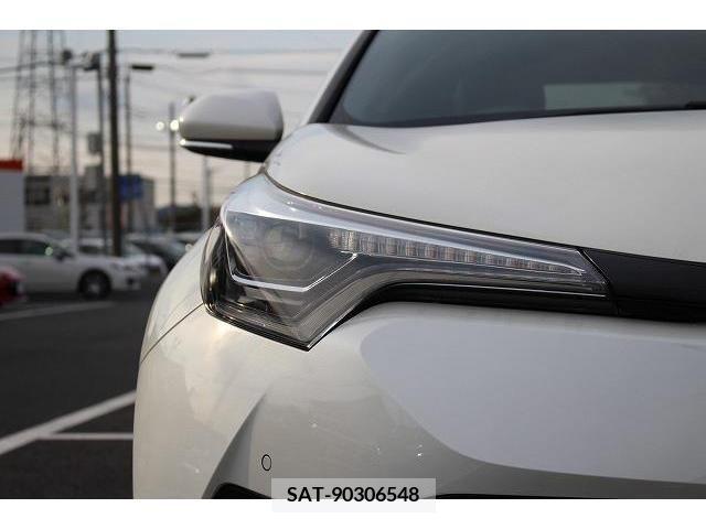 Toyota C-HR 2017-03 239766-11