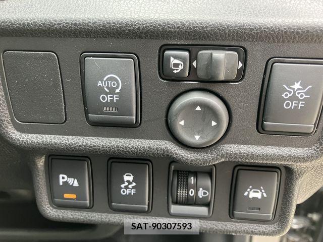 Nissan NOTE 2020-04 381669-20