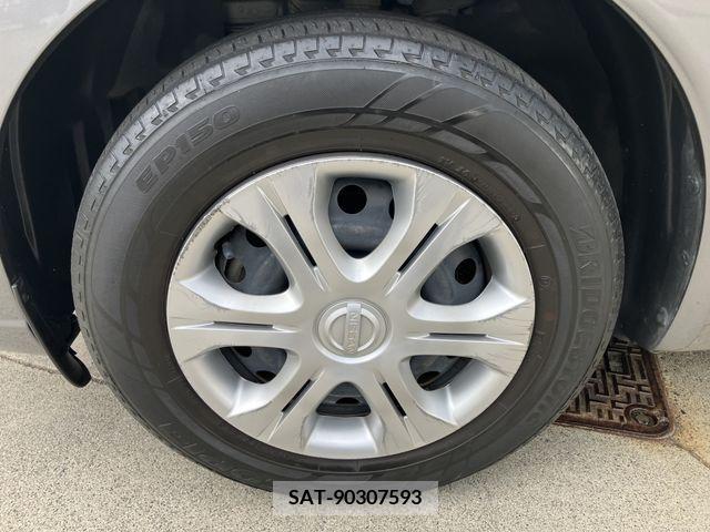 Nissan NOTE 2020-04 381669-9
