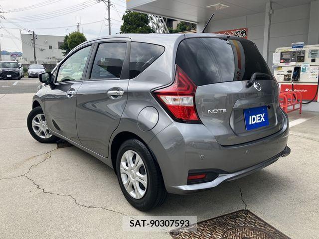 Nissan NOTE 2020-04 381669-8