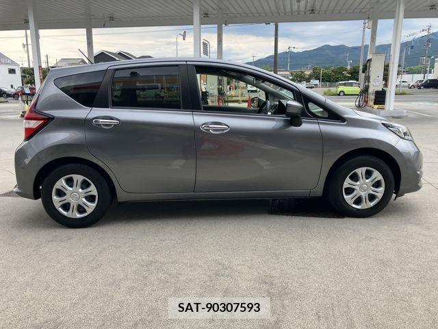 Nissan NOTE 2020-04 381669-5