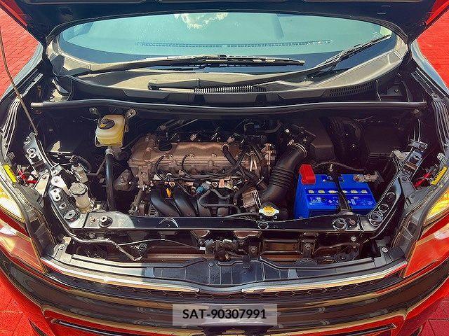 Toyota VOXY 2013-07 370355-27