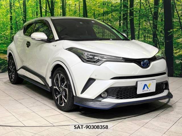 Toyota C-HR 2017-06 217308-16