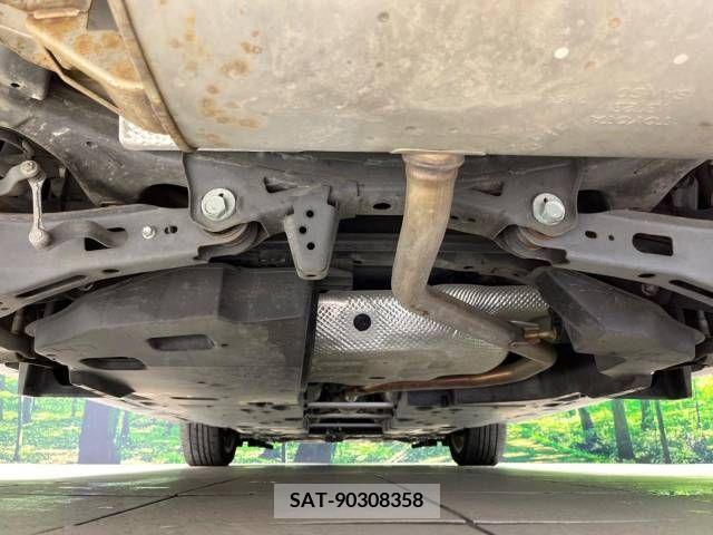 Toyota C-HR 2017-06 217308-19