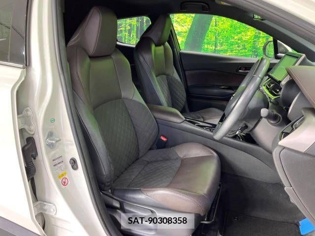 Toyota C-HR 2017-06 217308-8