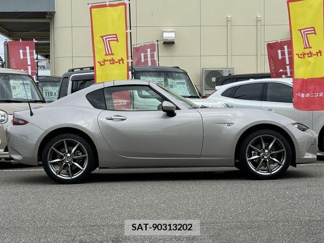 Mazda ROADSTER 2022-06 343101-3