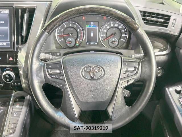 Toyota VELLFIRE 2017-10 369693-12