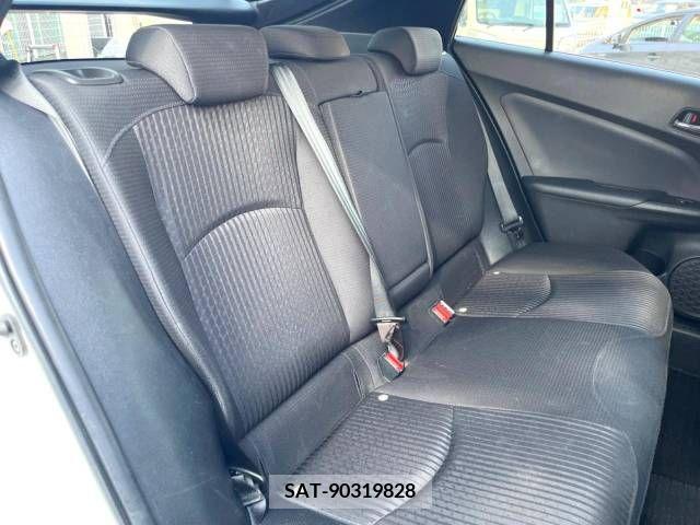 Toyota PRIUS 2017-11 322300-9