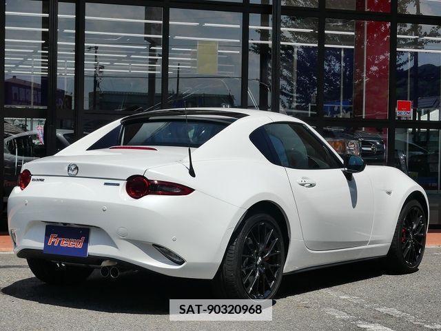 Mazda ROADSTER 2023-09 381551-1