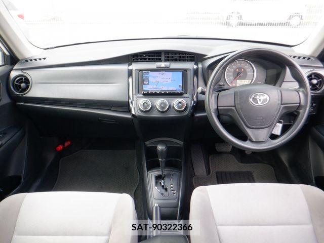 Toyota COROLLA AXIO 2017-09 203842-1