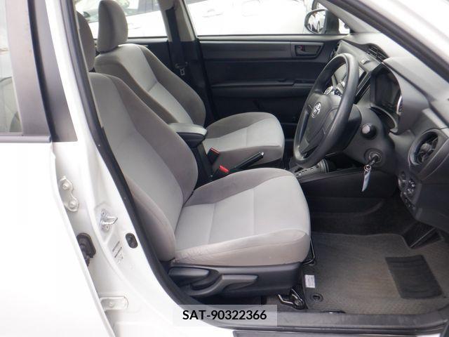 Toyota COROLLA AXIO 2017-09 203842-12