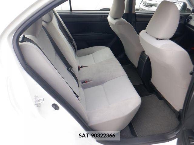 Toyota COROLLA AXIO 2017-09 203842-13