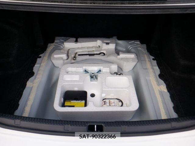 Toyota COROLLA AXIO 2017-09 203842-17