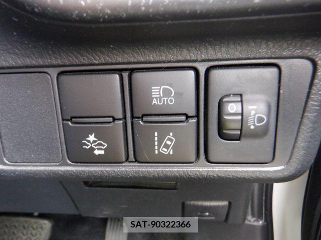 Toyota COROLLA AXIO 2017-09 203842-8